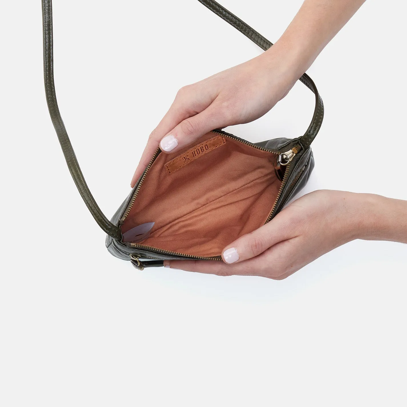 Cara Crossbody In Polished Leather - Deep Moss