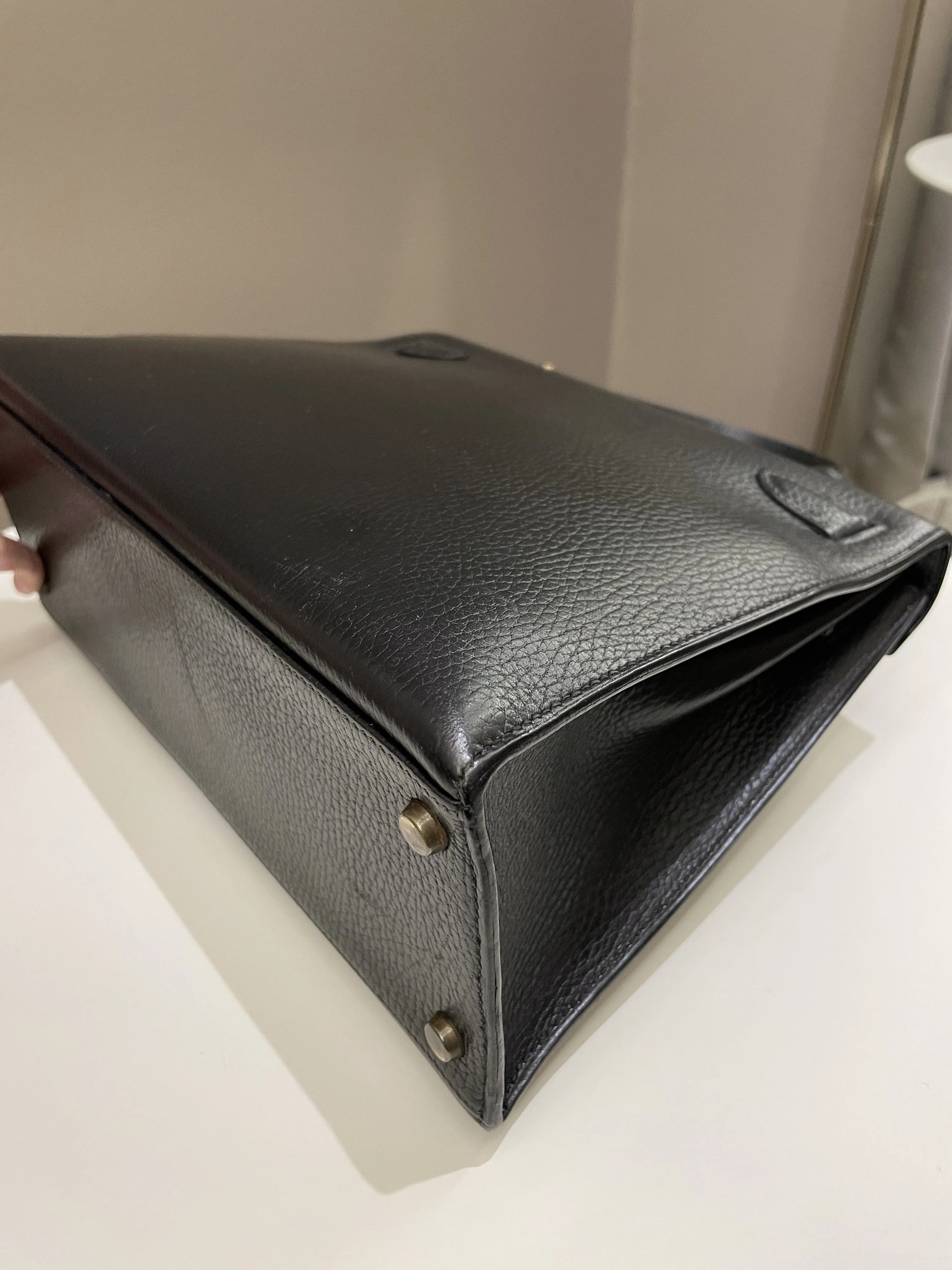 Hermes Vintage Kelly 28 Black Ardennes