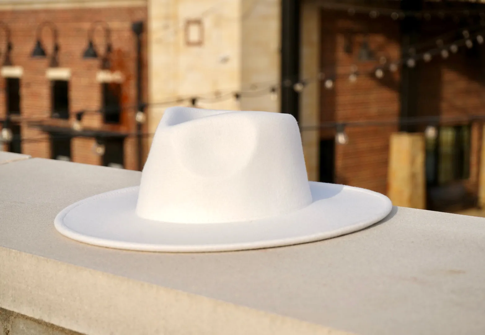 Savannah Wide Brim Fedora - White