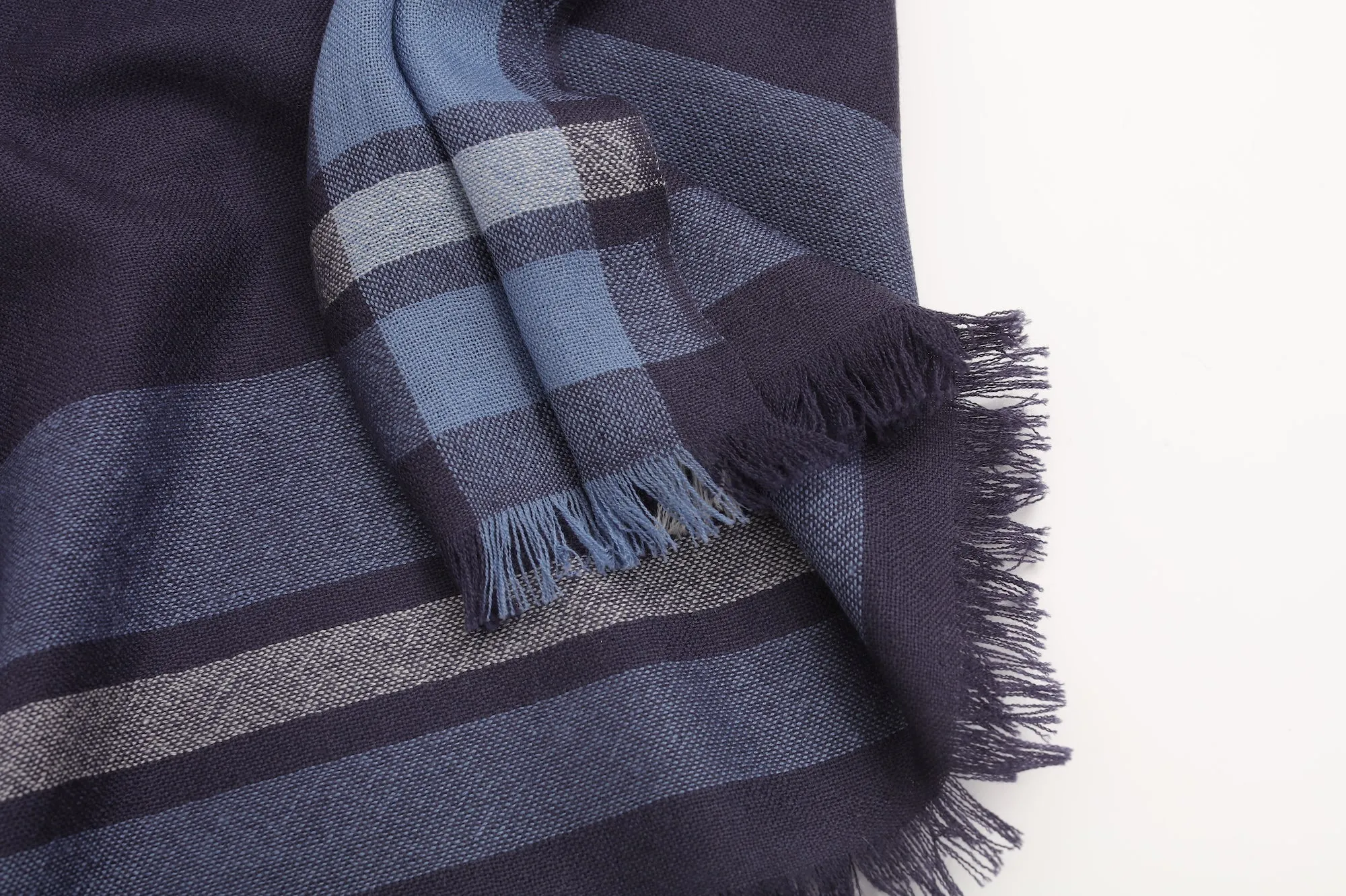 Super fine baby-cashmere scarf