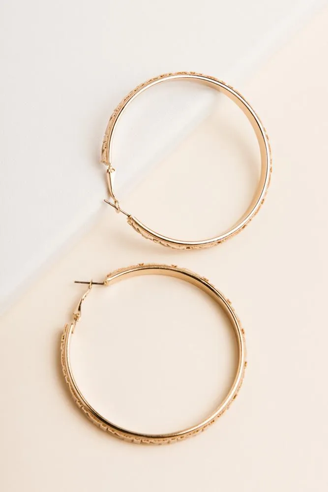 Textured Large Hoop Earrings in Cream